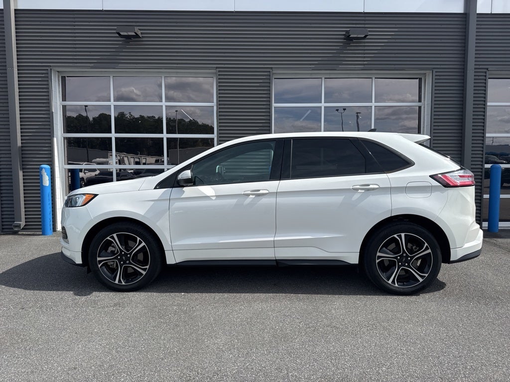 2023 Ford Edge ST