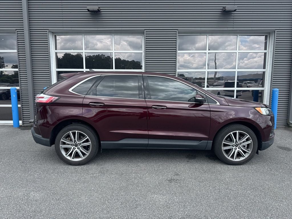 2024 Ford Edge Titanium