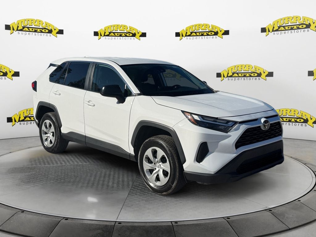 2023 Toyota RAV4 LE