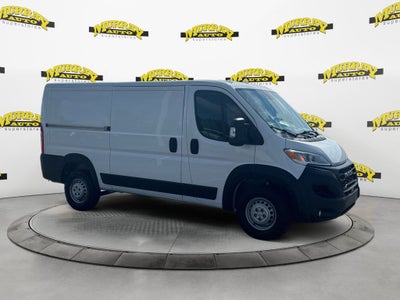2025 RAM ProMaster 2500 Base 136 WB