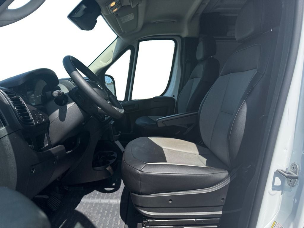 2025 RAM ProMaster 2500 Base 136 WB