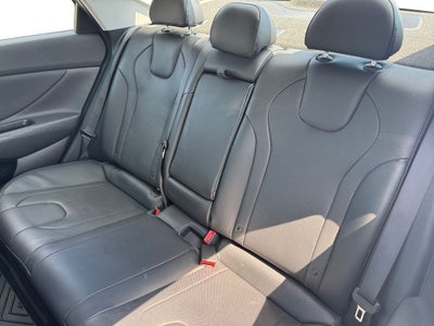 2022 Hyundai Elantra Limited