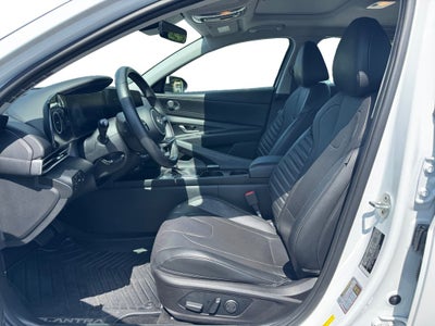 2022 Hyundai Elantra Limited
