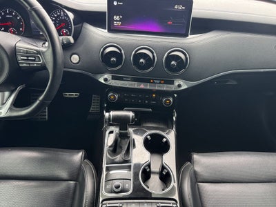 2022 Kia Stinger GT-Line